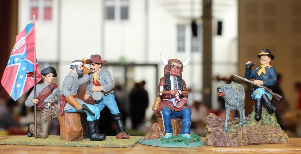 60_Figuren Fa. Rylit Ricky Litterscheidt.JPG